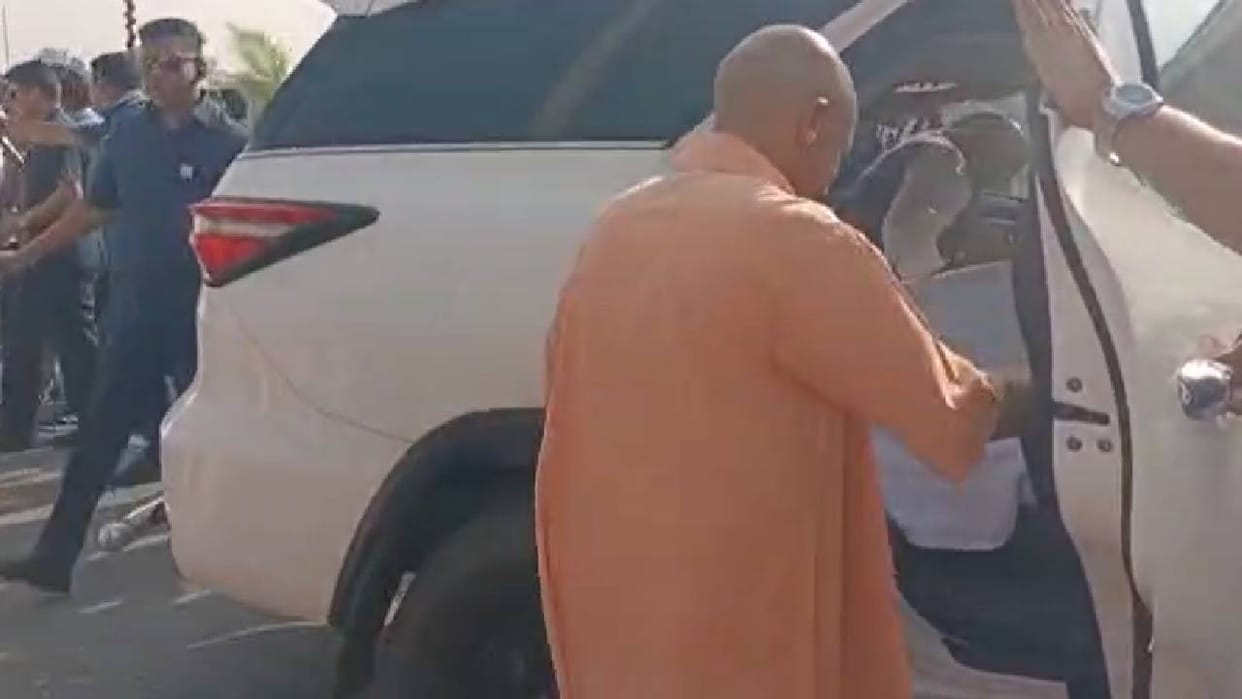 UP: CM Yogi Adityanath and Defence Minister Rajnath Singh seen sitting together in a car—sparking discussion;