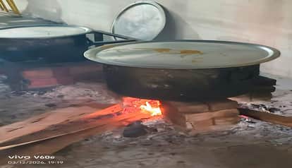 Haldwani faces gas shortage, with STH and Medical College cooking food using wood