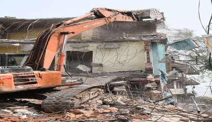 Bulldozers were used on illegal buildings in Unchapul, Haldwani