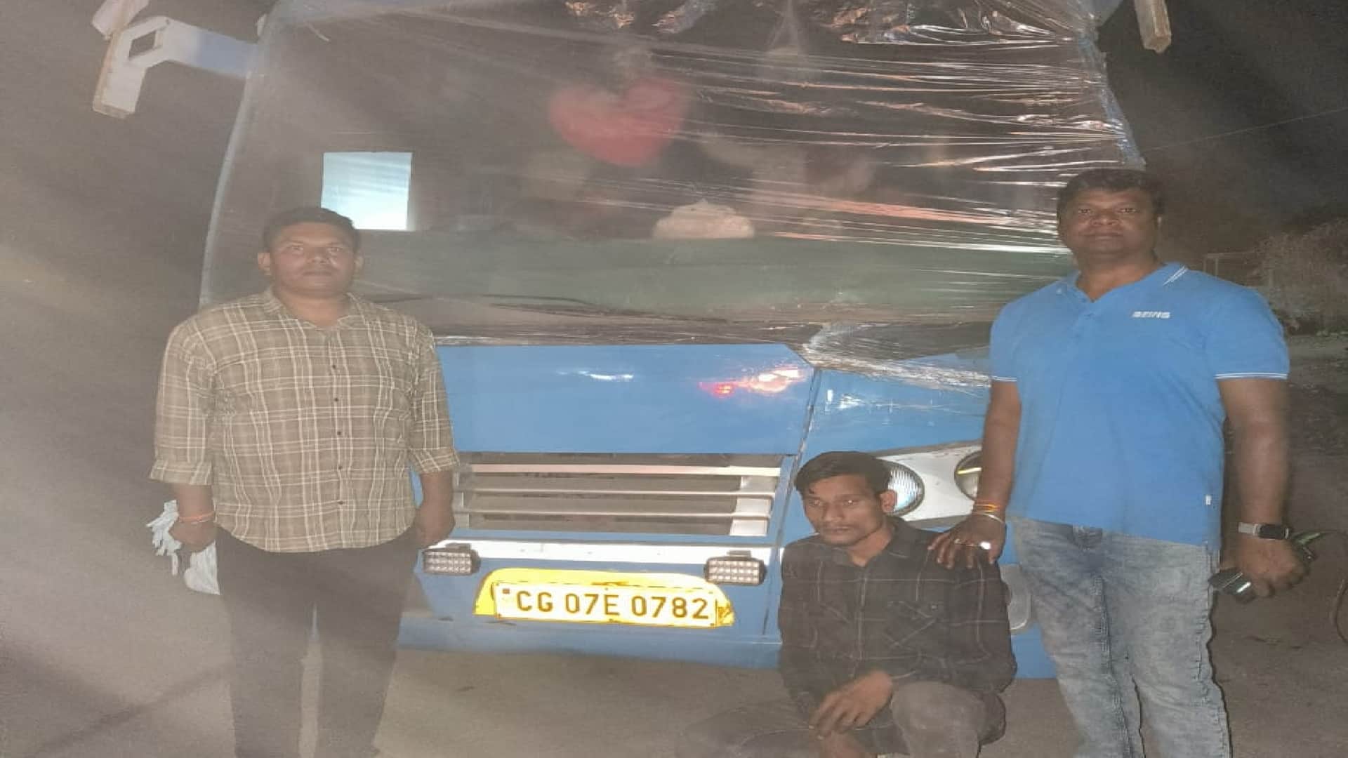 पुलिस के गिरफ्त में आरोपी