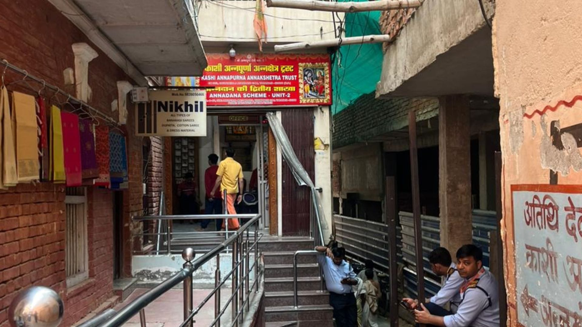 LPG Cylinder Shortage Maa Annapurna community kitchen shuts down first time in 24 years DM sent 20 cylinders