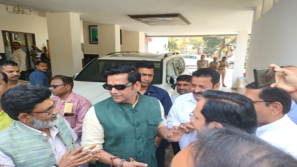 Ravi Kishan scathing attack on Rahul Gandhi, said- 'Now he is remembering Kanshi Ram due to fear of defeat