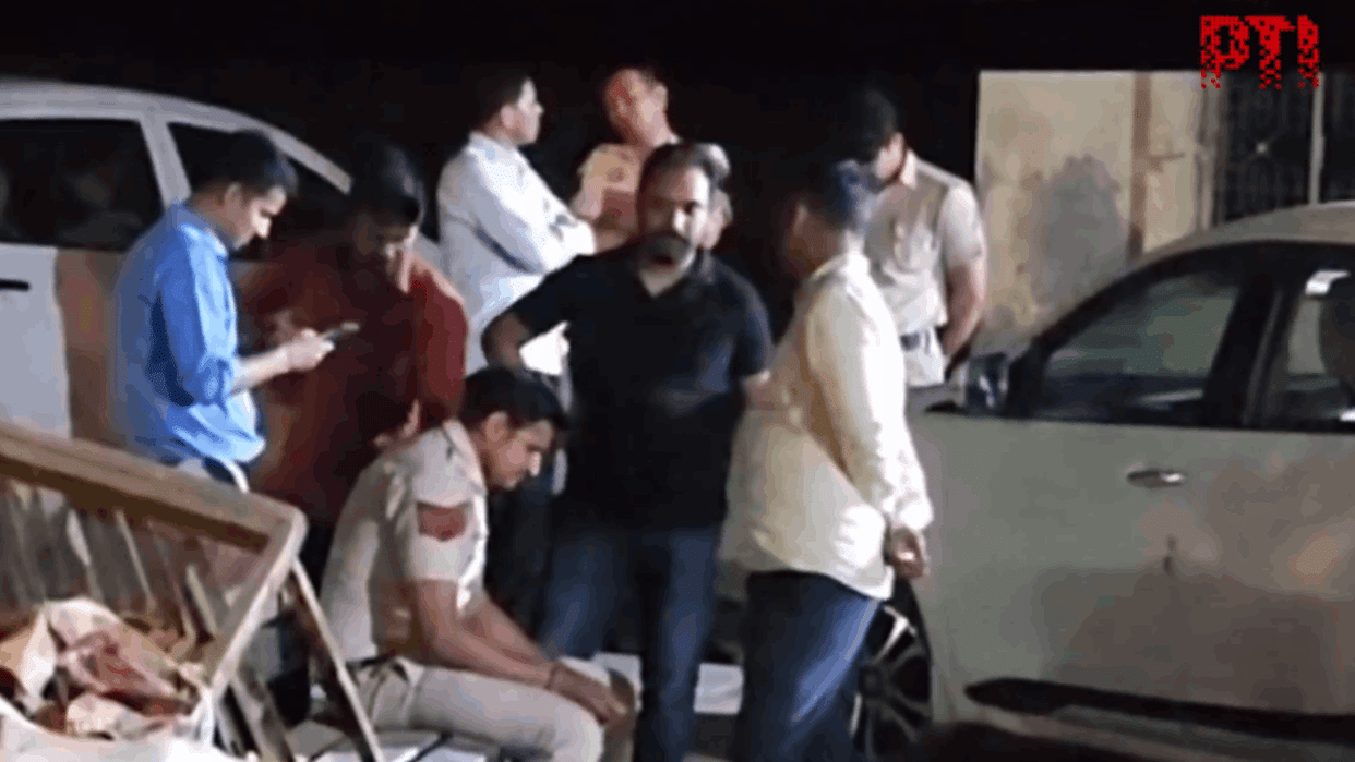 CBI conducted raid last night in Sultanpuri police station area of Delhi