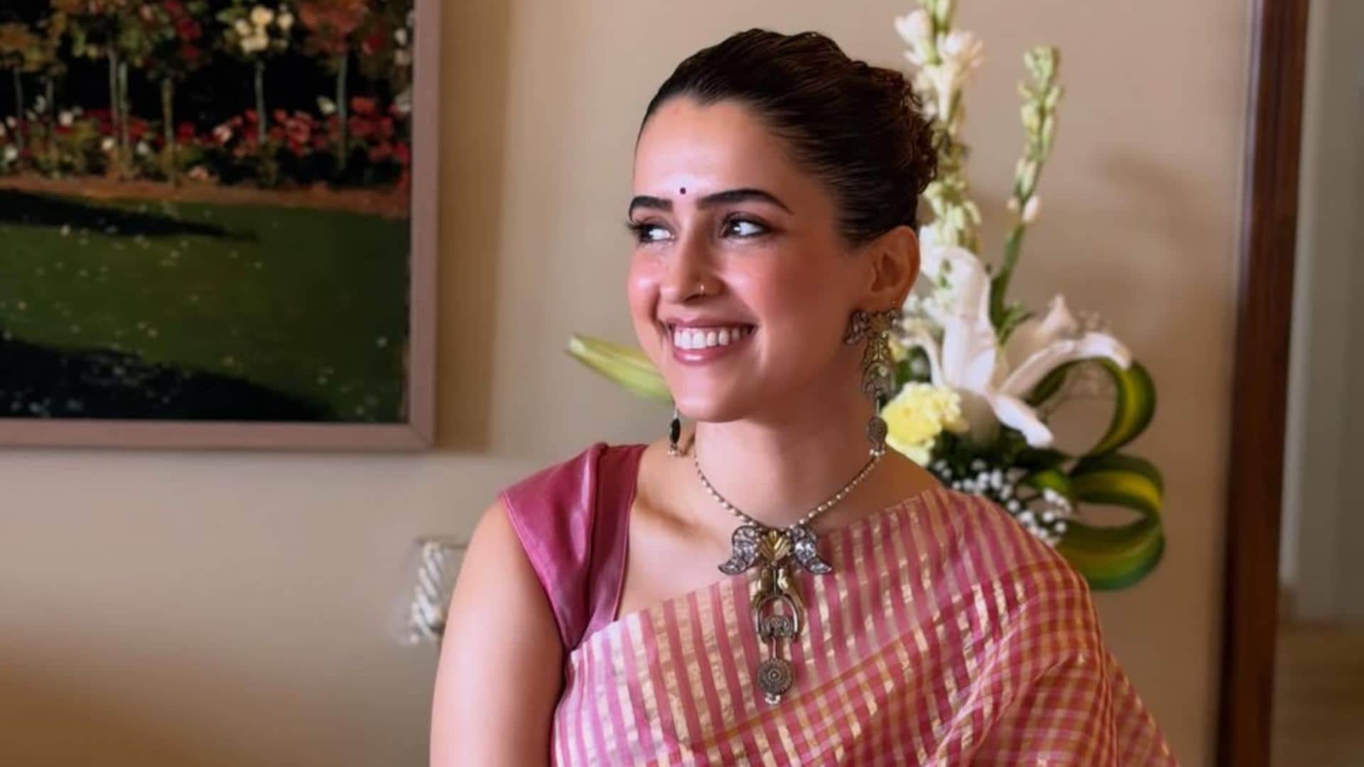 Sanya Malhotra Buys New Home share photos with family and griha pravesh