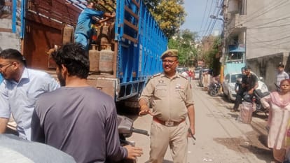 Four days stock of gas cylinders in the state