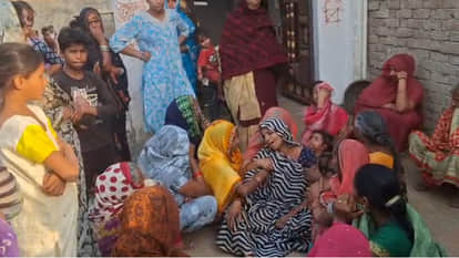 Hardoi: Young Woman Commits Suicide by Hanging After Talking to Fiancé on Mobile Phone