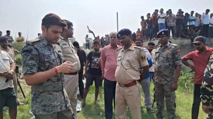Two youths went missing in Gopalganj: Fear of untoward incident, police engaged in investigation.