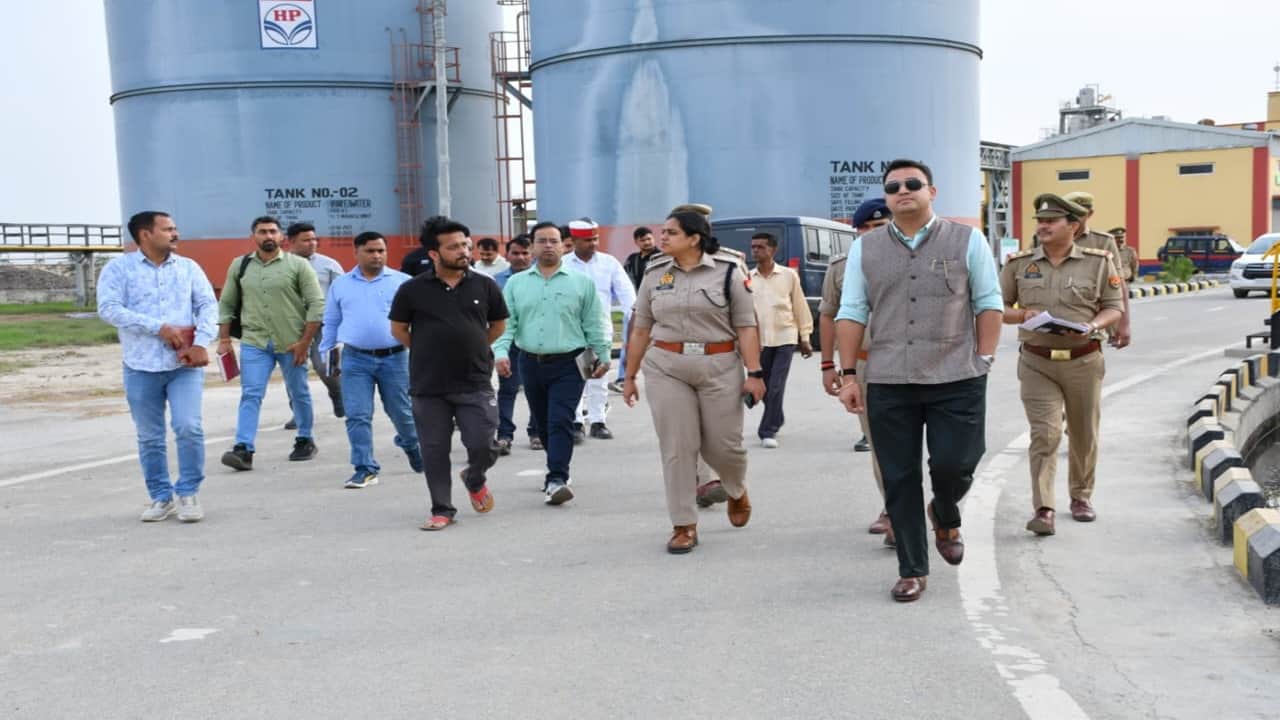 budaun double murder HPCL officers murder accused grandfather was also killed in an encounter