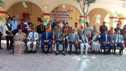 Farrukhabad 1.37 lakh cases settled in National Lok Adalat Rs 11.91 crore recovered seven houses rehabilitated
