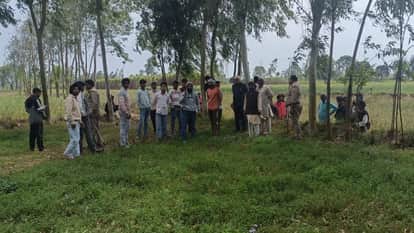 UP: 10 year old girl died in leopard attack in Bijnor, took away her neck in front of her mother and brother