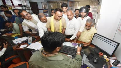 LPG Crisis: LPG shortage extinguished the kitchen fire, coal and wood prices also scorched