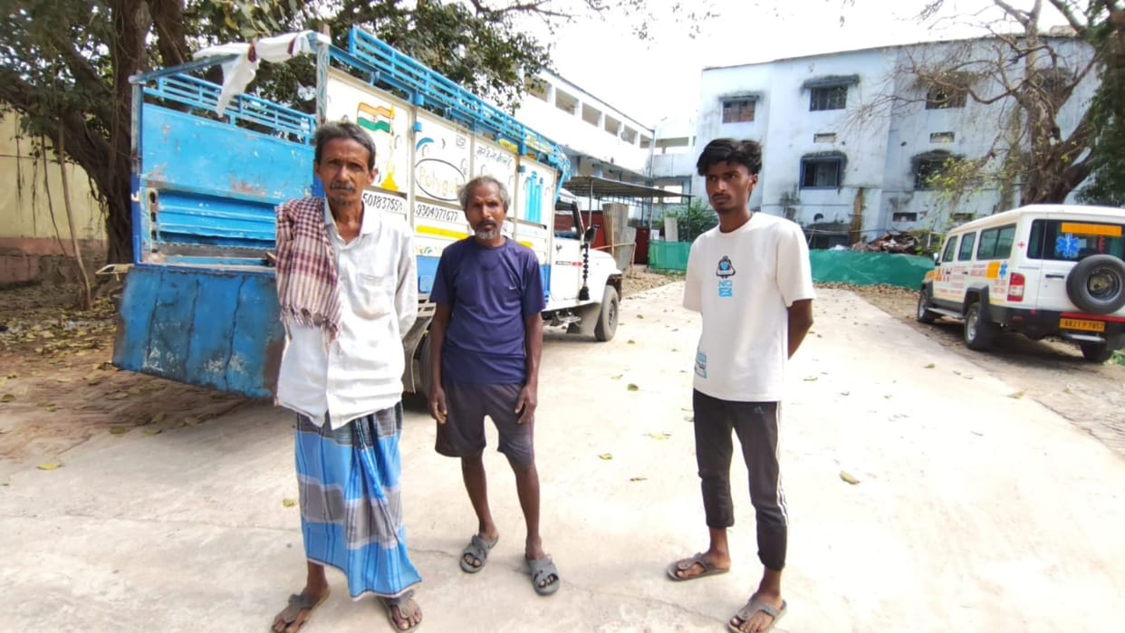 young man had left home with friends his body recovered from drain in Nalanda Bihar