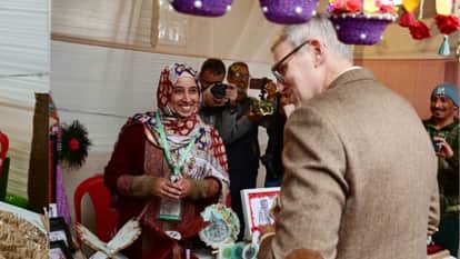 Spring arrives in Kashmir Almond Blossom Fest begins in Badamwari