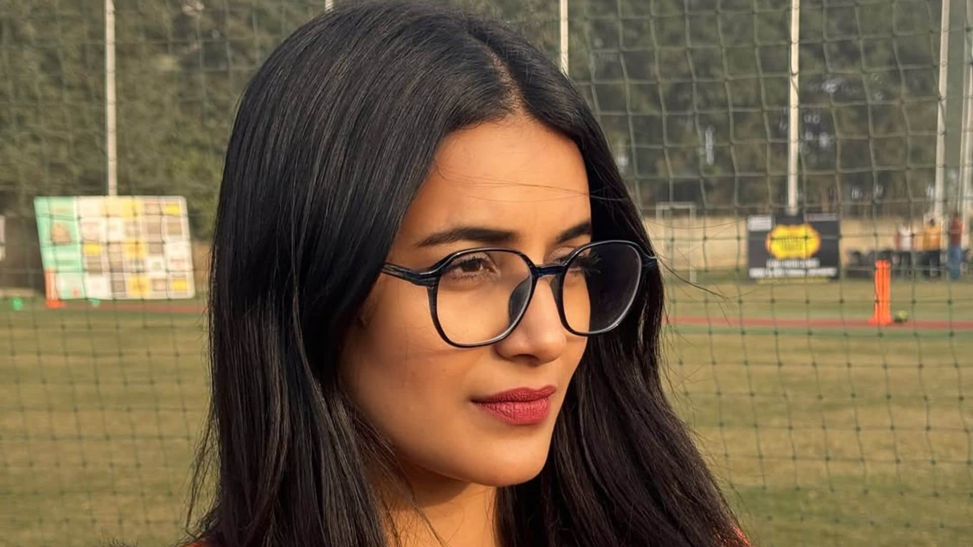 Who is Yash Dayal wife Shweta Pundir see latest photos with sindoor and chuda