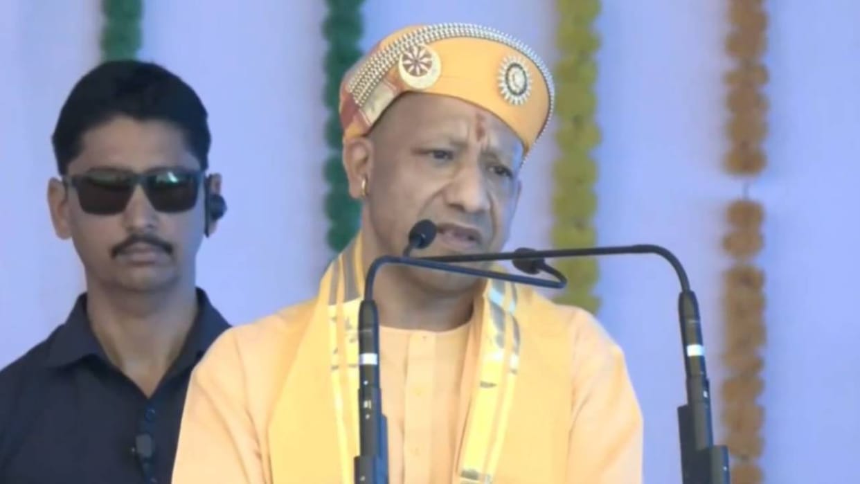 CM Yogi Adityanath in Chittorgarh: Said – Caste politics is weakening the foundation of the country