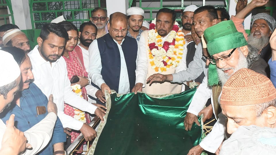 UP: Grand inauguration of the historic Nauchandi fair of Meerut, there will be a confluence of swings, lights
