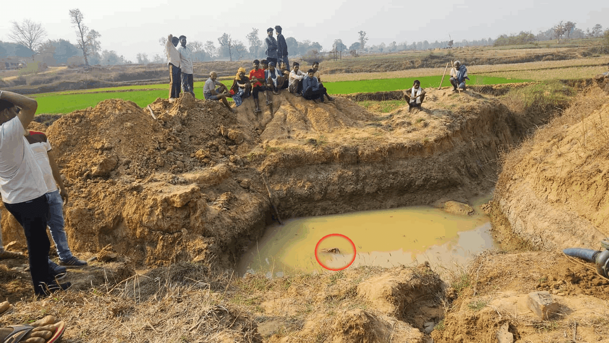 he dumped body in muddy pond Having murdered his friend