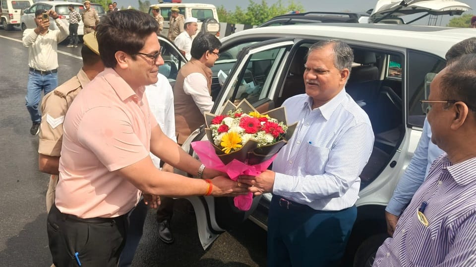 Meerut: Construction of Ganga Expressway is almost complete, travel from Meerut to Prayagraj will be easy