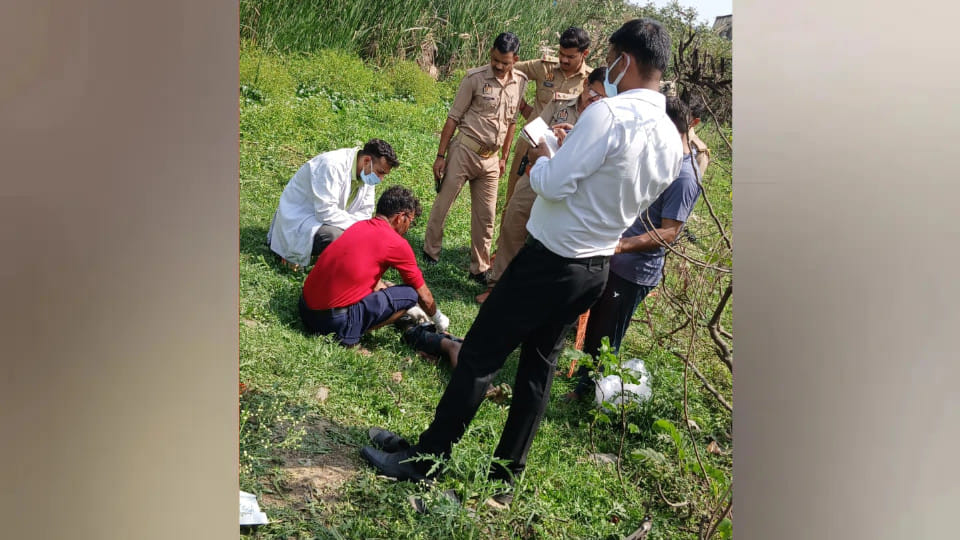 A 15-year-old boy drowned another boy in Gorakhpur and was taken into custody.