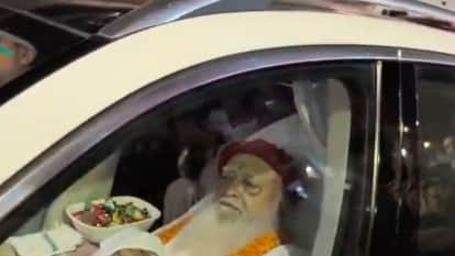 Asaram Bapy who serving molestation sentence visited Kashi Vishwanath Temple in VIP in varanasi