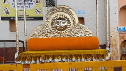 Orchha: Ramraja Sarkar will be seated on a new throne, prepared by artisans from Varanasi in a year and a half