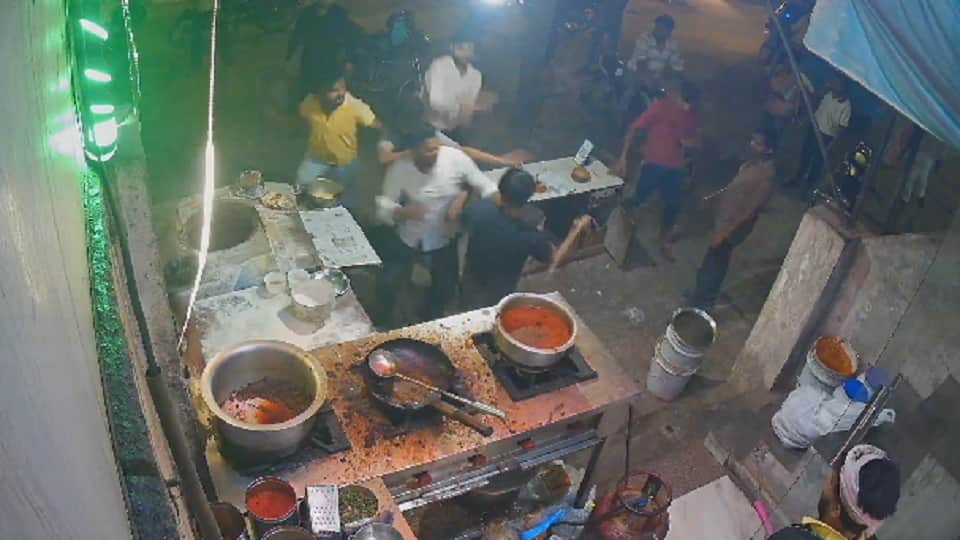 सीसीटीवी में कैद हुई घटना