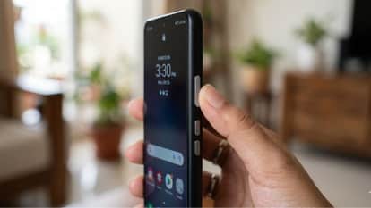 why smartphones always have power button on the right side know reason