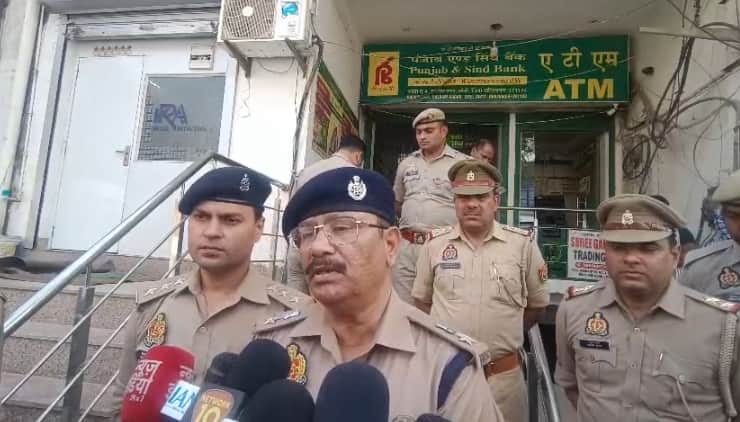 Why guard shoot bank manager in ghaziabad Ravindra Hooda retired from Army in 2018