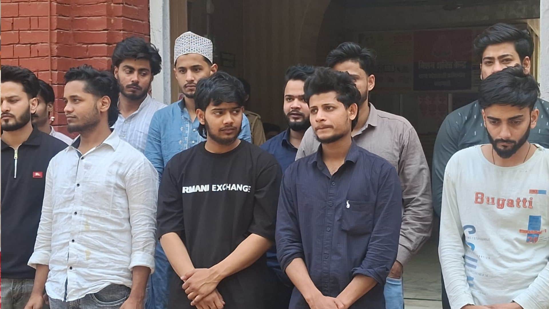 गंगा में इफ्तार पार्टी करने वाले आरोपी युवक