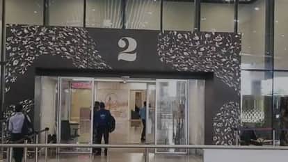 UP: Judge Alleges Misconduct by Crew Members on Flight from Delhi to Lucknow—Claims He Was Served Moldy Food;