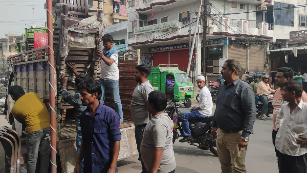 Kanpur: Encroachment Drive from Jarib Chowki to P Road, Goods Seized and Fine Imposed