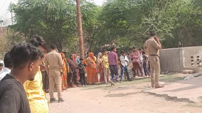 Newborn Body Found in Pond in Agra