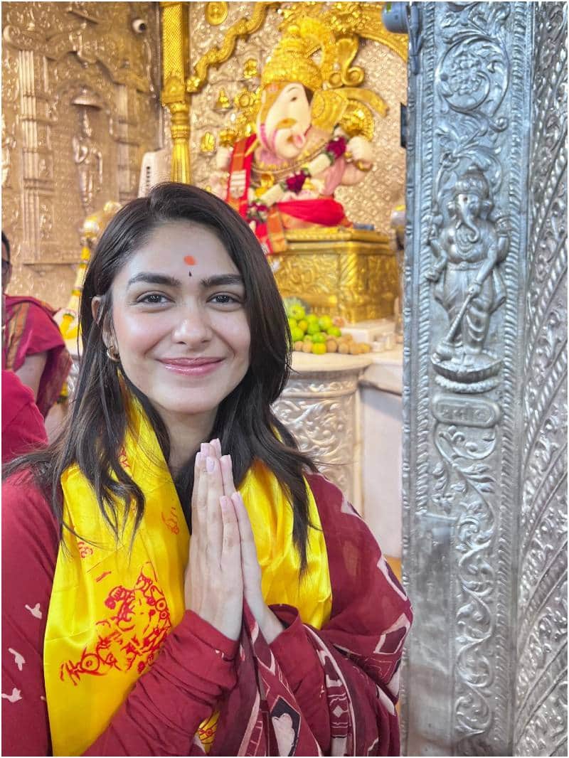 मृणाल ठाकुर