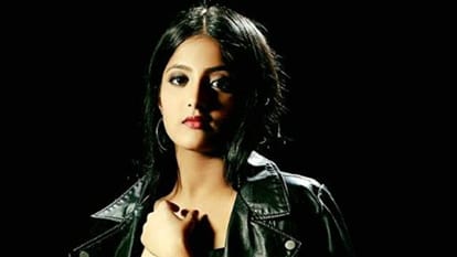 the kerala story goes beyond actress ulka gupta shared her childhood memories related to smita patil parents