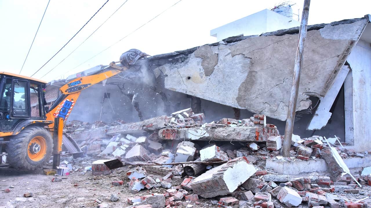 Bulldozer Demolishes 11 Shops Belonging to Accused Ajay Pratap Singh in Badaun Murder Case