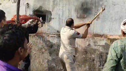 Delhi Fire Being in the embrace of sleep left no opportunity to save a life