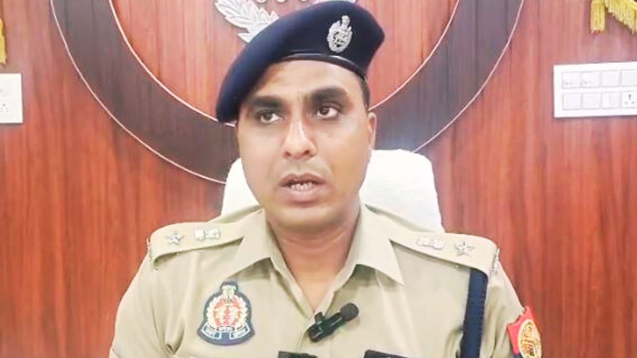 Navratri Super Zones Established in Azamgarh 1500 Police Personnel Deployed Stationed Outside Temples