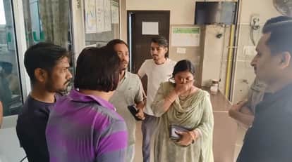 Kanpur Uproar at Bhargava Hospital over womans death family alleges staff slept on duty