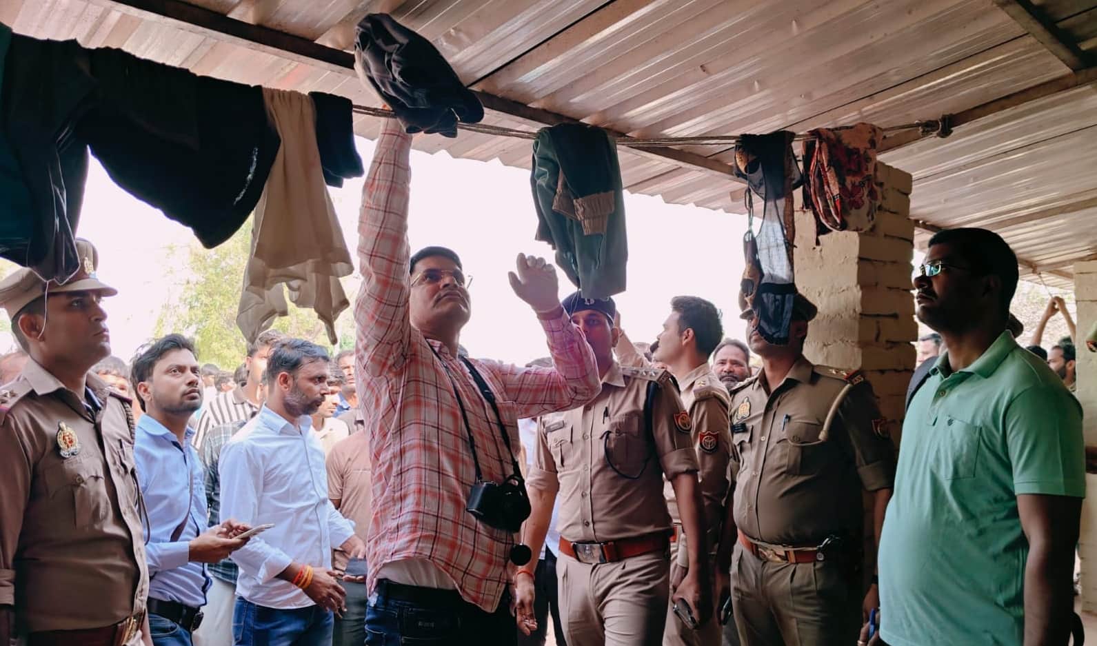 Brutality in Kanpur Child Allegedly Murdered Over Land Dispute Killer Found Hiding Inside a Box