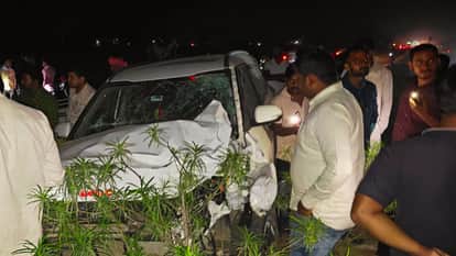 Three Dead in road Accident Including Mother-in-Law and Daughter-in-Law collision of bike and car in ghazipur