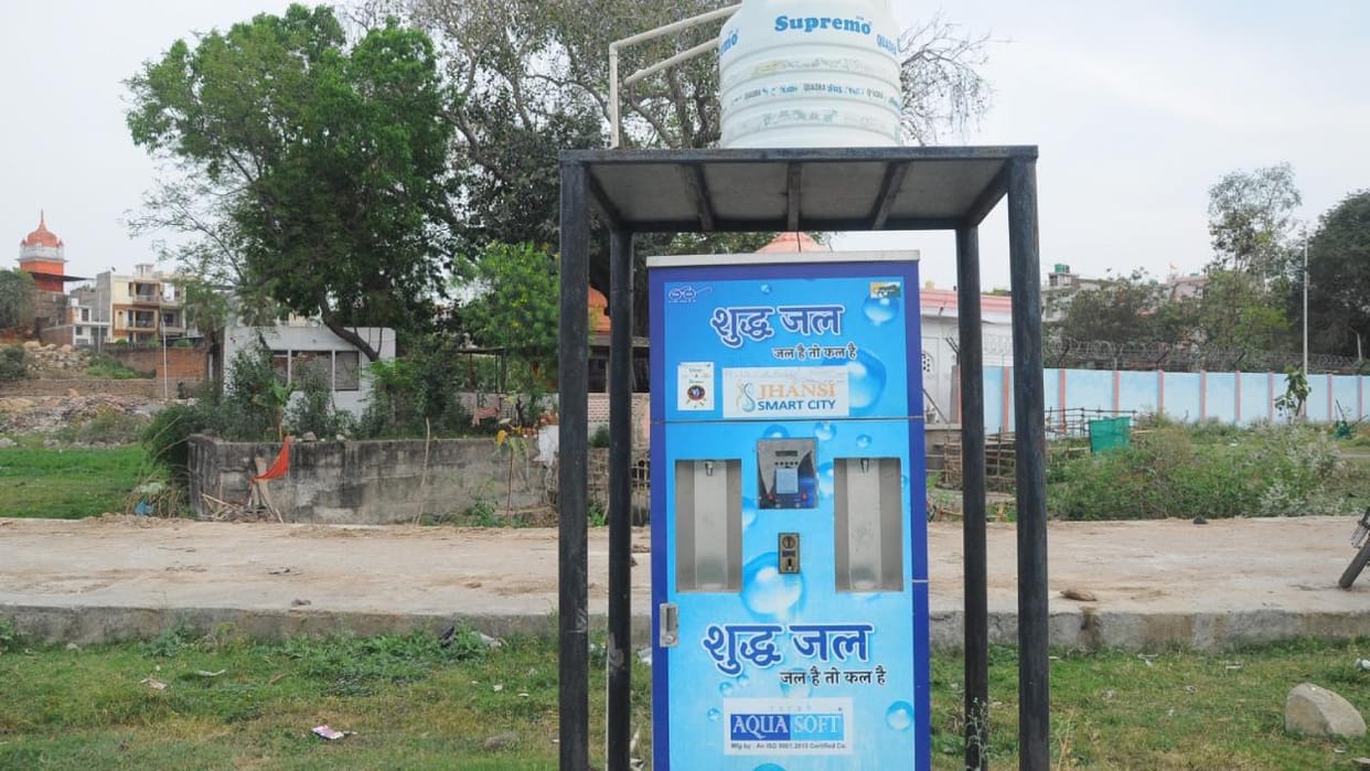 Jhansi: Water ATMs worth crores of rupees failed in the summer