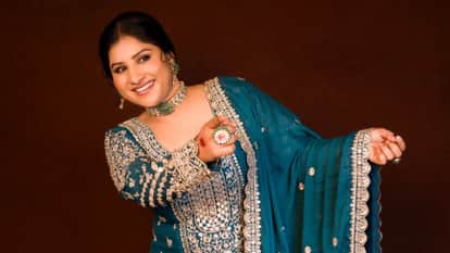 who is Sarke Chunar song fame mangli know about lyricist raqueeb alam