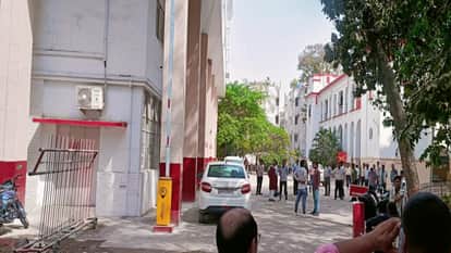 Prayagraj Bomb threat to Prayagraj's main post office, panic ensues, employees flee