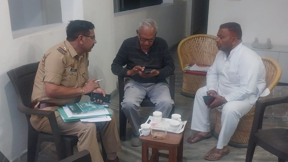 Meerut: Son-in-law shot dead, theft worth lakhs in the locked house of a retired engineer