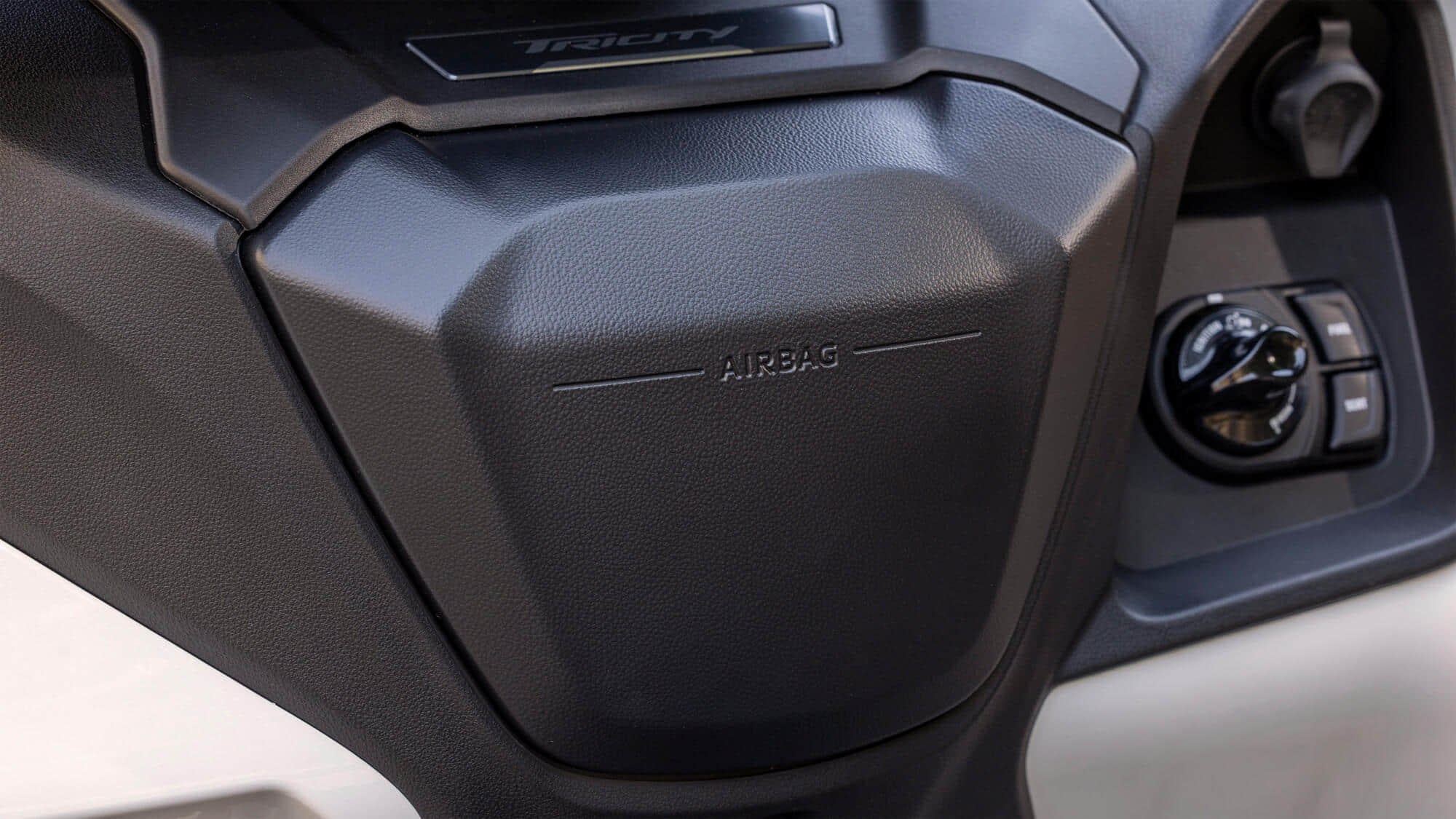 Yamaha Unveils World’s First Airbag Scooter: Tricity 300 Redefines Rider Safety