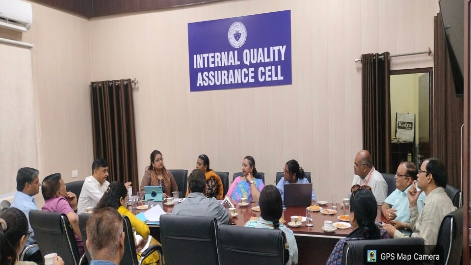 Agra University Focuses on Job Linked Degrees Under AEDP Program