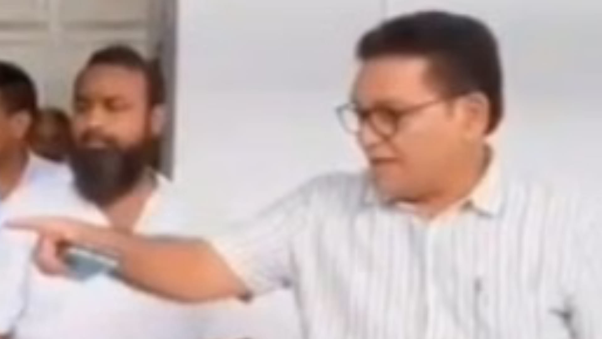 असलम चमड़ा