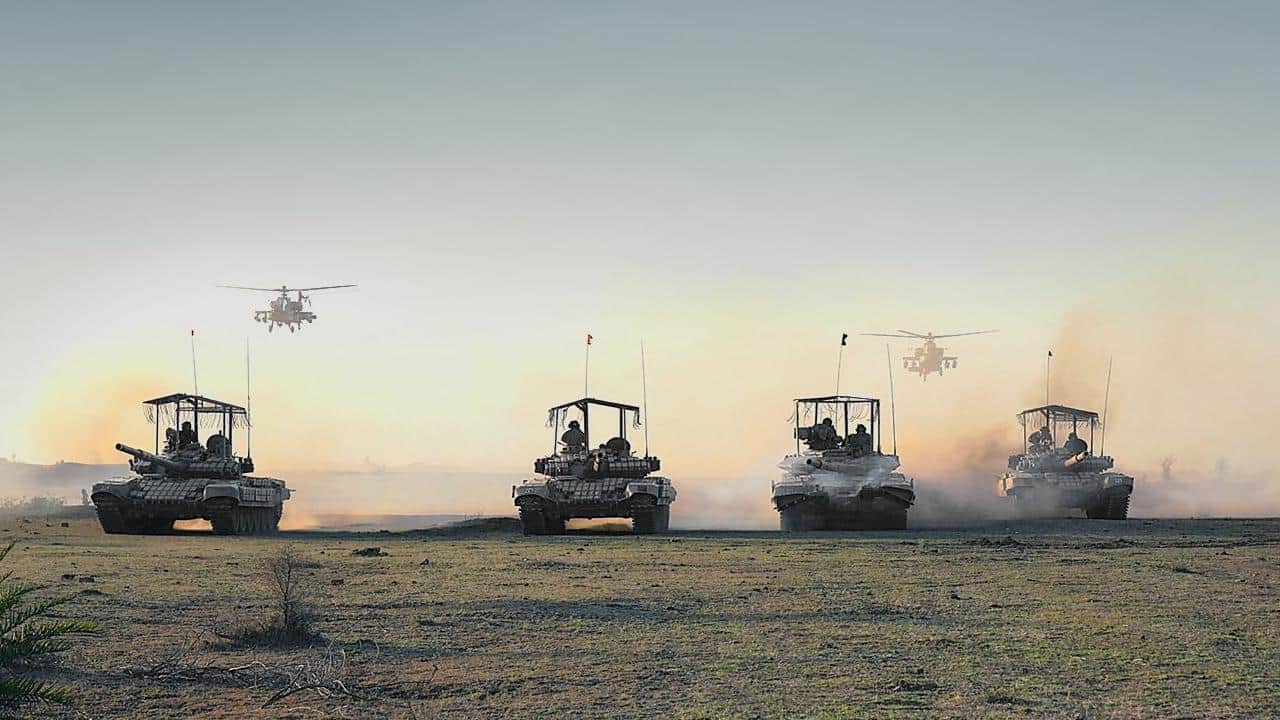 बबीना रेंज में होता सैन्य अभ्यास।