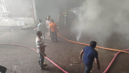 Fire breaks out at Gorakhpur fire , fire brigade engaged in extinguishing the flames