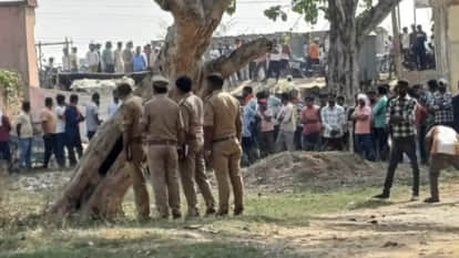 Body of a young man was found naked on the roof of a toilet in Gorakhpur.
